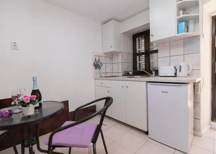 Apartment Central Rose In Hearth Of